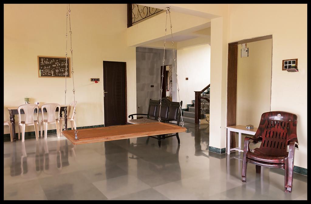 Dāpoli Varshavan- Nature, Hobby And Art Residency酒店 外观 照片